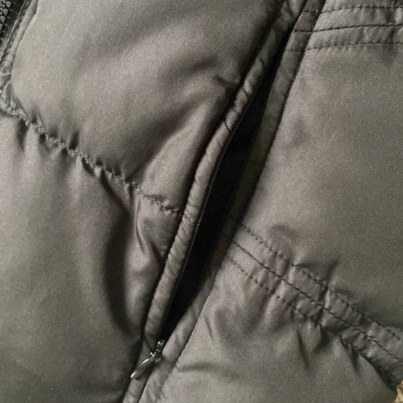 U.S. Polo Assn. Classic Puffer Vest - Picture 8 of 13